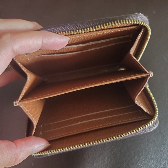 Louis Vuitton wallet - Picture 4 of 6